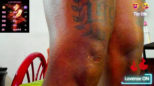 wotton 17 online show from 12-13-25, 07:53