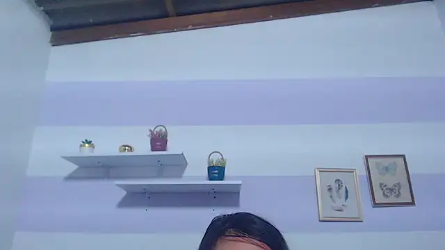 Snapshot of kimberlyvega chatting on 12-13-25, 07:53 kimberlyvega online show from 12-13-25, 07:53