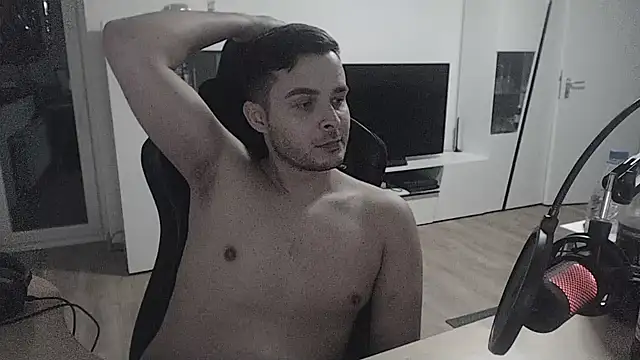 SharkLuigi online show from 01-25-25, 11:11