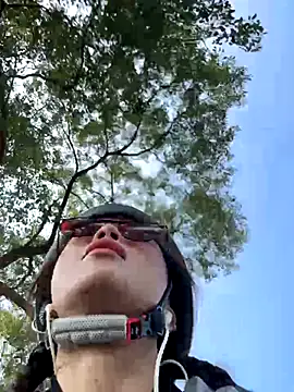 Snapshot of Game_yoyo chatting on 10-28-25, 03:43 Game yoyo online show from 10-28-25, 03:43