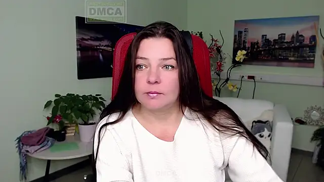 Lily flower7 online show from 11-05-25, 04:45