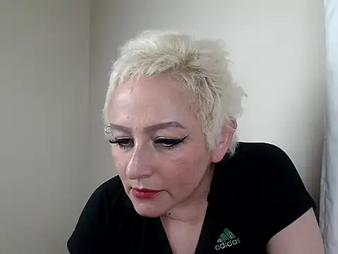 FRANCHEZKA online show from 04-01-26, 04:02