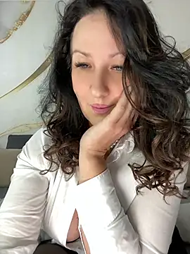 Snapshot of Katie-n chatting on 07-25-26, 04:21 Katie-n online show from 07-25-26, 04:21