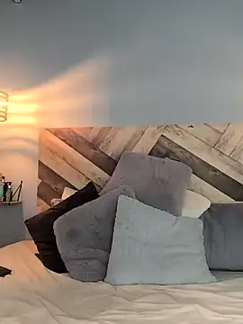 EmmilyBrant online show from 12-31-24, 09:50