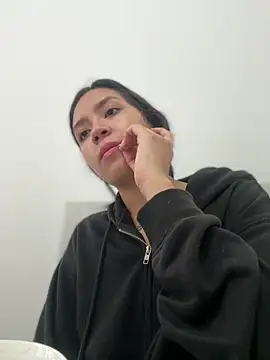 Mila Morgan online show from 04-06-26, 04:08