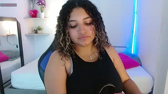 Julia Boobs online show from 10-21-25, 12:17