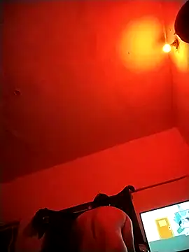 Snapshot of Woofer_dick chatting on 09-21-25, 08:38 Woofer dick online show from 09-21-25, 08:38