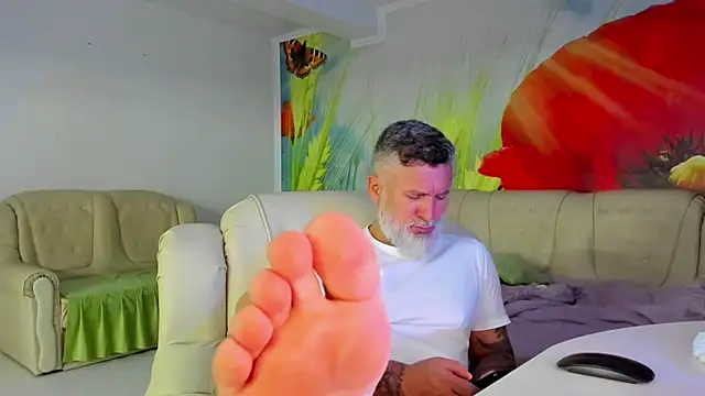 Snapshot of BlowMyXXL chatting on 01-05-26, 05:38 BlowMyXXL online show from 01-05-26, 05:38