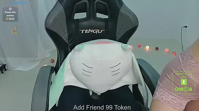 littlemiilk online show from 01-16-25, 04:07