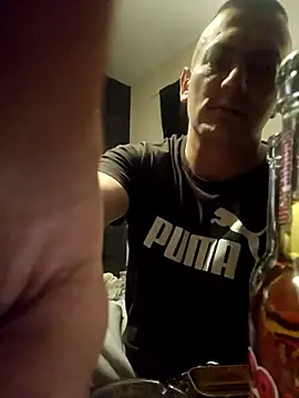 Snapshot of Markossx chatting on 11-01-25, 07:16 Markossx online show from 11-01-25, 07:16