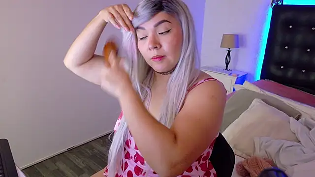 Snapshot of Cuckold_lover69 chatting on 12-14-24, 04:01 Cuckold lover69 online show from 12-14-24, 04:01