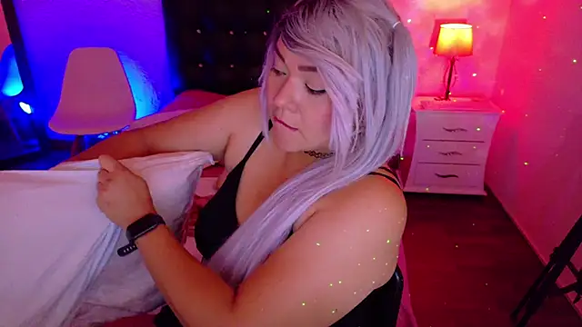 Snapshot of Cuckold_lover69 chatting on 01-19-25, 01:22 Cuckold lover69 online show from 01-19-25, 01:22