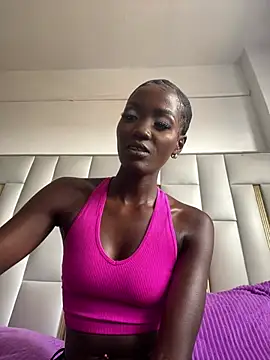 Fanclubbbbb online show from 02-13-25, 10:44