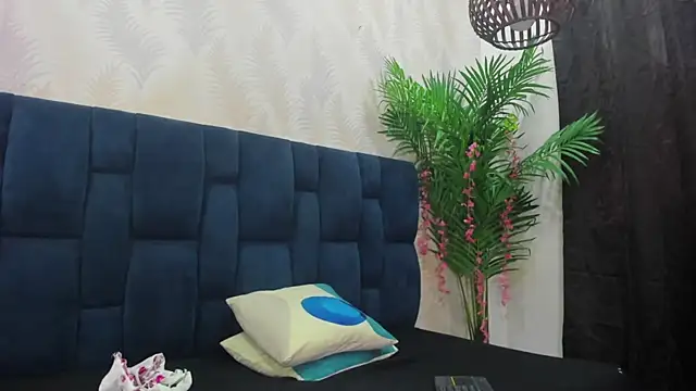 Snapshot of Ammy_Connor1 chatting on 11-28-25, 10:01 Ammy Connor1 online show from 11-28-25, 10:01