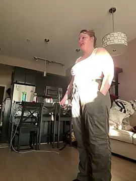 GingerSnap33 online show from 04-25-26, 02:36