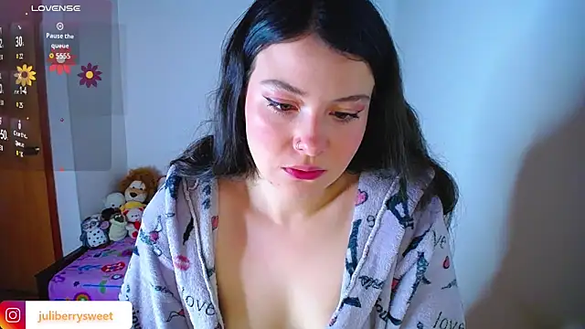 juli05star20 online show from 10-10-25, 01:37