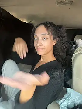 starrynikki online show from 12-19-24, 06:45