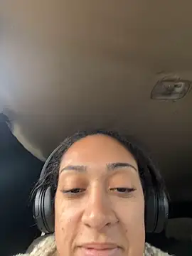 starrynikki online show from 12-22-24, 04:17