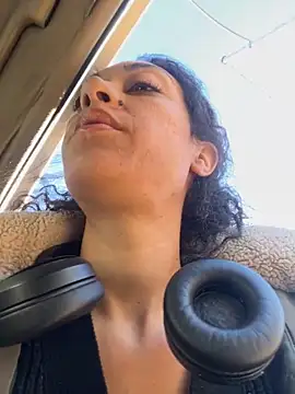 starrynikki online show from 01-13-25, 05:33