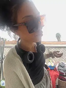 starrynikki online show from 02-11-25, 07:05