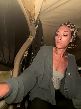 starrynikki online show from 10-07-25, 03:04