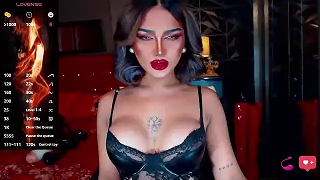 Snapshot of NatalyaFox chatting on 11-13-25, 08:13 NatalyaFox online show from 11-13-25, 08:13