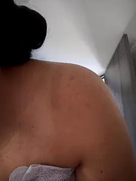 XMara online show from 11-19-25, 06:08