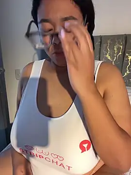 XMara online show from 03-18-26, 04:32