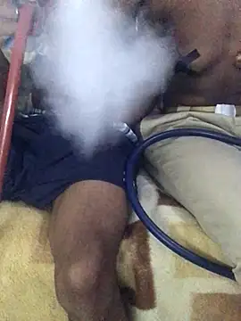 Snapshot of MixedItem chatting on 10-21-25, 01:34 MixedItem online show from 10-21-25, 01:34