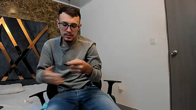 CodyWalkerR online show from 03-05-25, 05:08