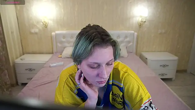 LunaaMayy online show from 02-16-26, 12:07