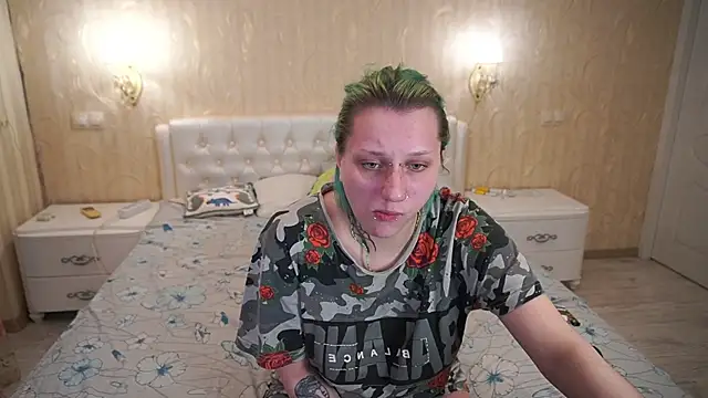 LunaaMayy online show from 04-24-26, 09:50