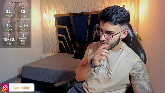 Liam Kleiin online show from 03-15-26, 02:56