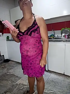 hotandfierylatinos2023 online show from 04-22-26, 10:17