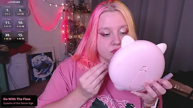 lissamuff online show from 10-08-25, 04:15