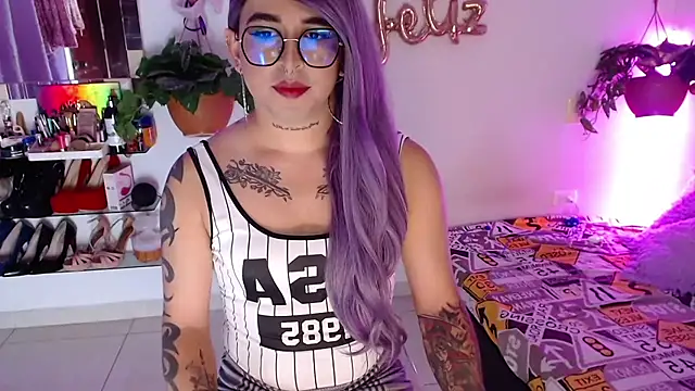 Snapshot of Laveneno_ortiz07 chatting on 11-15-25, 11:54 Laveneno ortiz07 online show from 11-15-25, 11:54