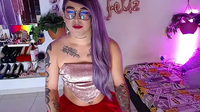 Snapshot of Laveneno_ortiz07 chatting on 11-20-25, 11:15 Laveneno ortiz07 online show from 11-20-25, 11:15