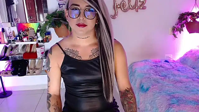 Laveneno ortiz07 online show from 02-05-26, 12:04