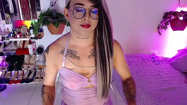 Laveneno ortiz07 online show from 02-28-26, 12:00