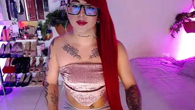 Laveneno ortiz07 online show from 04-26-26, 12:30