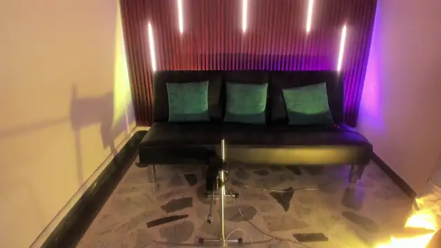 ArianaBaker online show from 12-02-25, 02:01