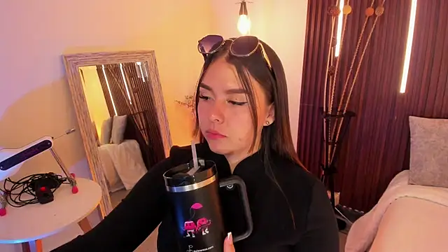 ArianaBaker online show from 04-16-26, 09:39