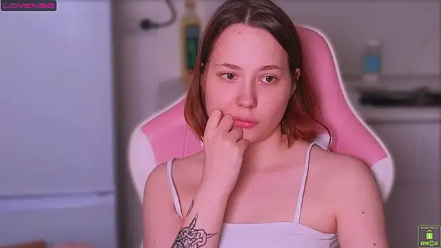 Airyhill online show from 04-25-26, 01:41