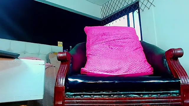 bellatrixx 69 online show from 01-14-26, 11:27