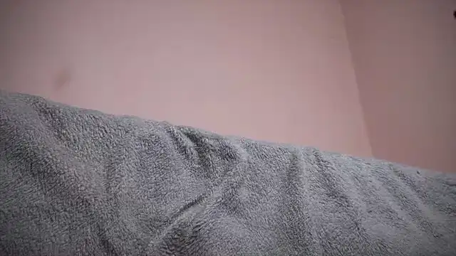 Snapshot of Osiiriis chatting on 01-17-25, 04:49 Osiiriis online show from 01-17-25, 04:49