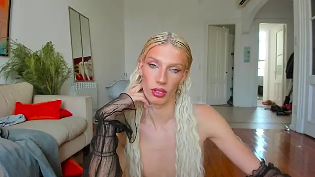 Snapshot of AliceSnowCatt chatting on 02-09-25, 05:22 AliceSnowCatt online show from 02-09-25, 05:22