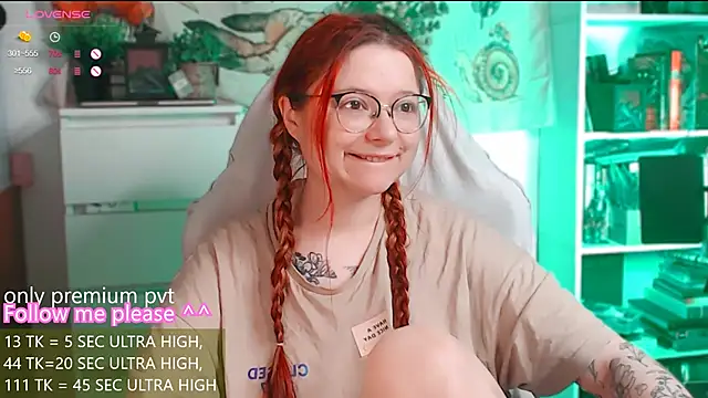 Snapshot of me__hanna chatting on 01-08-26, 02:36 me hanna online show from 01-08-26, 02:36