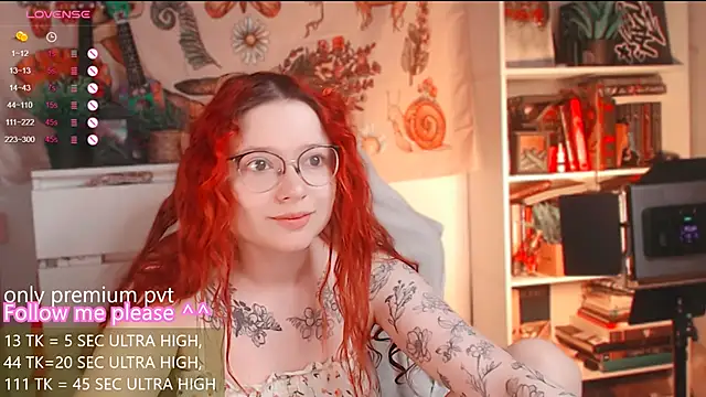 Snapshot of me__hanna chatting on 02-14-26, 05:04 me hanna online show from 02-14-26, 05:04