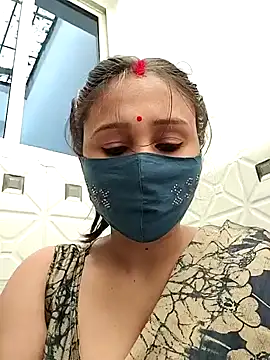 Snapshot of Archna-ji chatting on 12-24-24, 05:38 Archna-ji online show from 12-24-24, 05:38