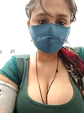 Snapshot of Archna-ji chatting on 02-12-25, 08:06 Archna-ji online show from 02-12-25, 08:06